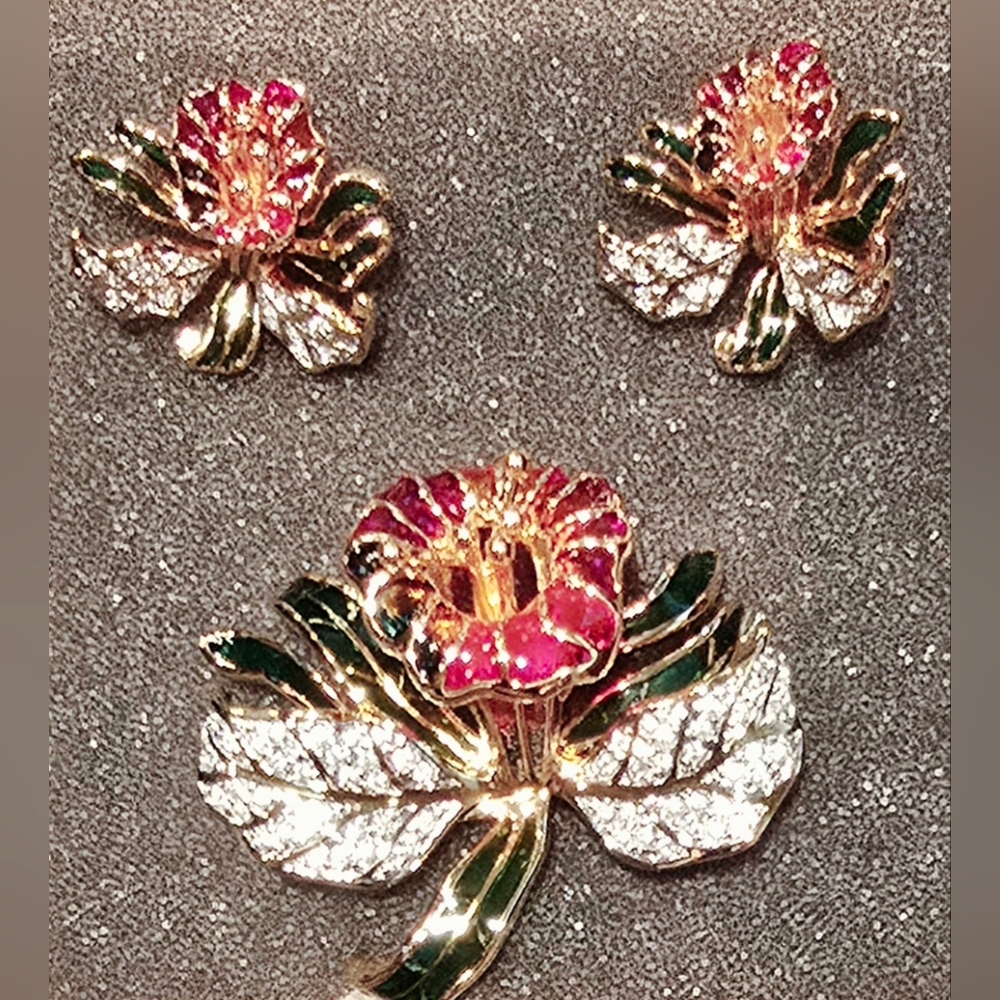 NWT Joan Rivers floral collection
